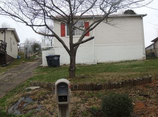 529 Peach Orchard Dr, Kingsport, TN 37665