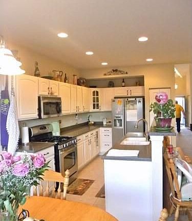 3rd image of 16560 Grandwood Lake Dr