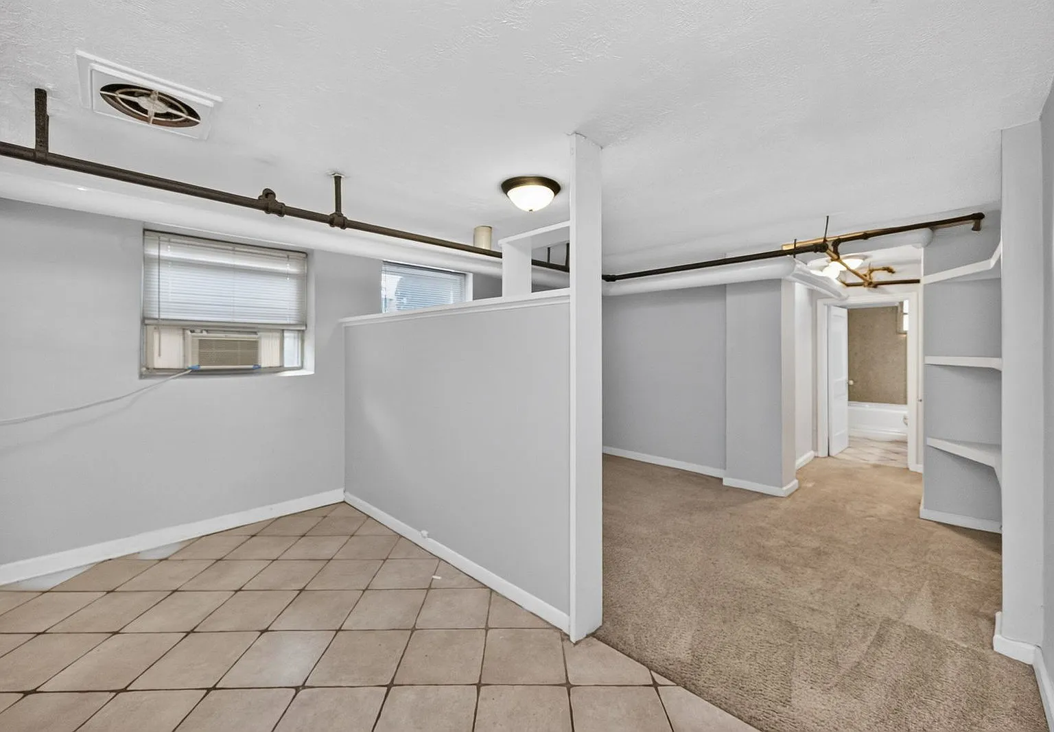 Studio, 1.0 bath, $850 — Photo 3