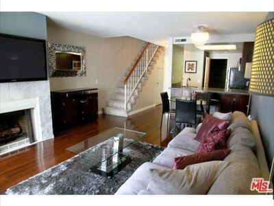 5263 Colodny Dr UNIT B2, Agoura Hills, CA, 91301