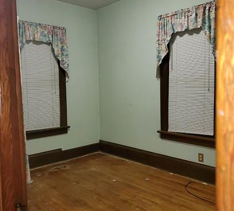 3rd image of 1580 Stillwater Ave