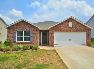 224 Addison Dr, Calera, AL 35040