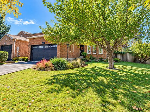 2nd image of 3668 Colonial Dr