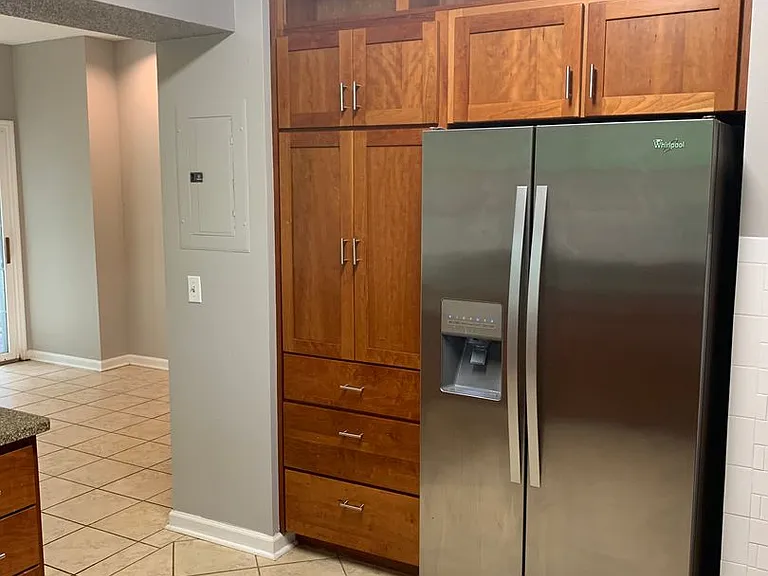 380 Butternut Dr — Photo 15