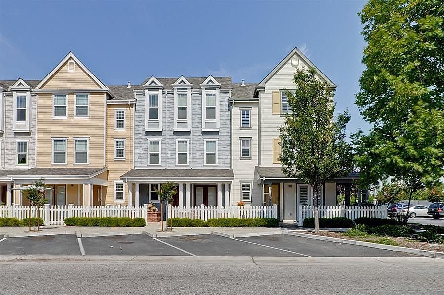 1st image of 10192 Imperial Ave