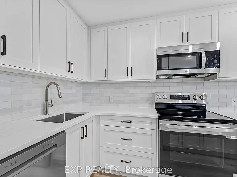 885 Somerset St W #2 — Photo 21