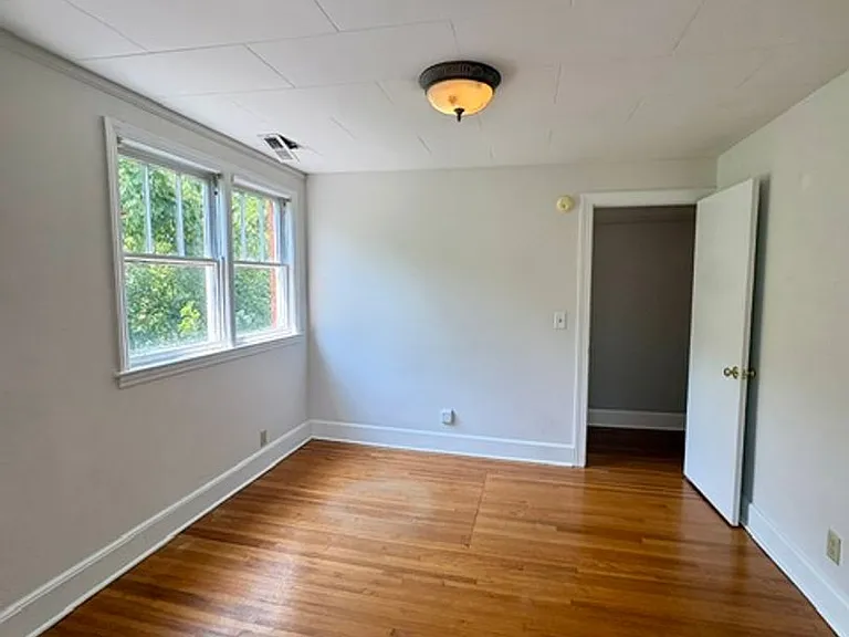 530 Savannah Hwy — Photo 6