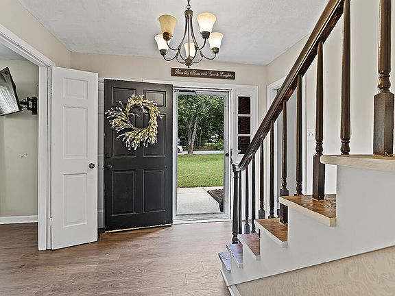 5th image of 113 Newcastle Rd