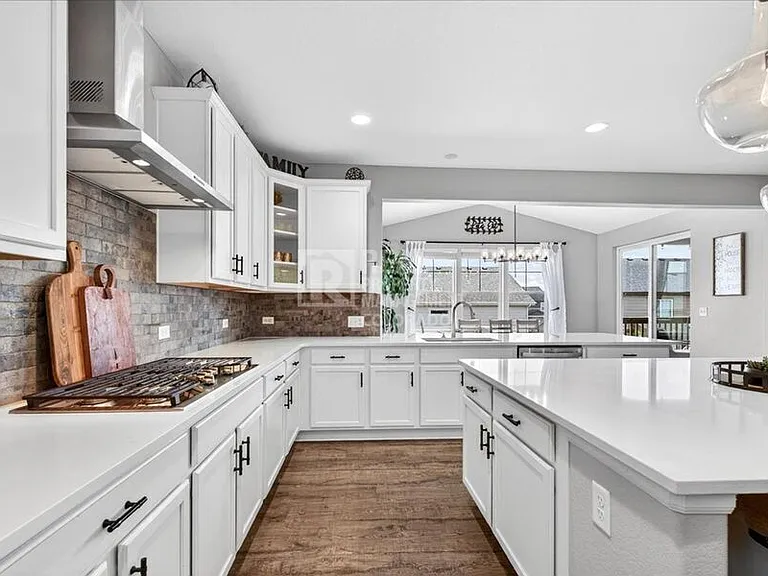 5176 Ditmars Trl — Photo 18