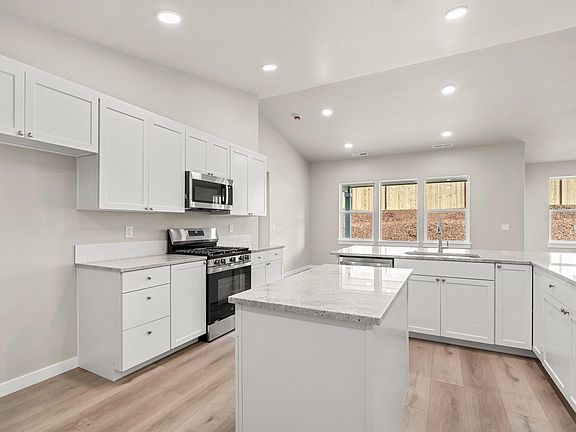 3rd image of 2752 Pronghorn Ln