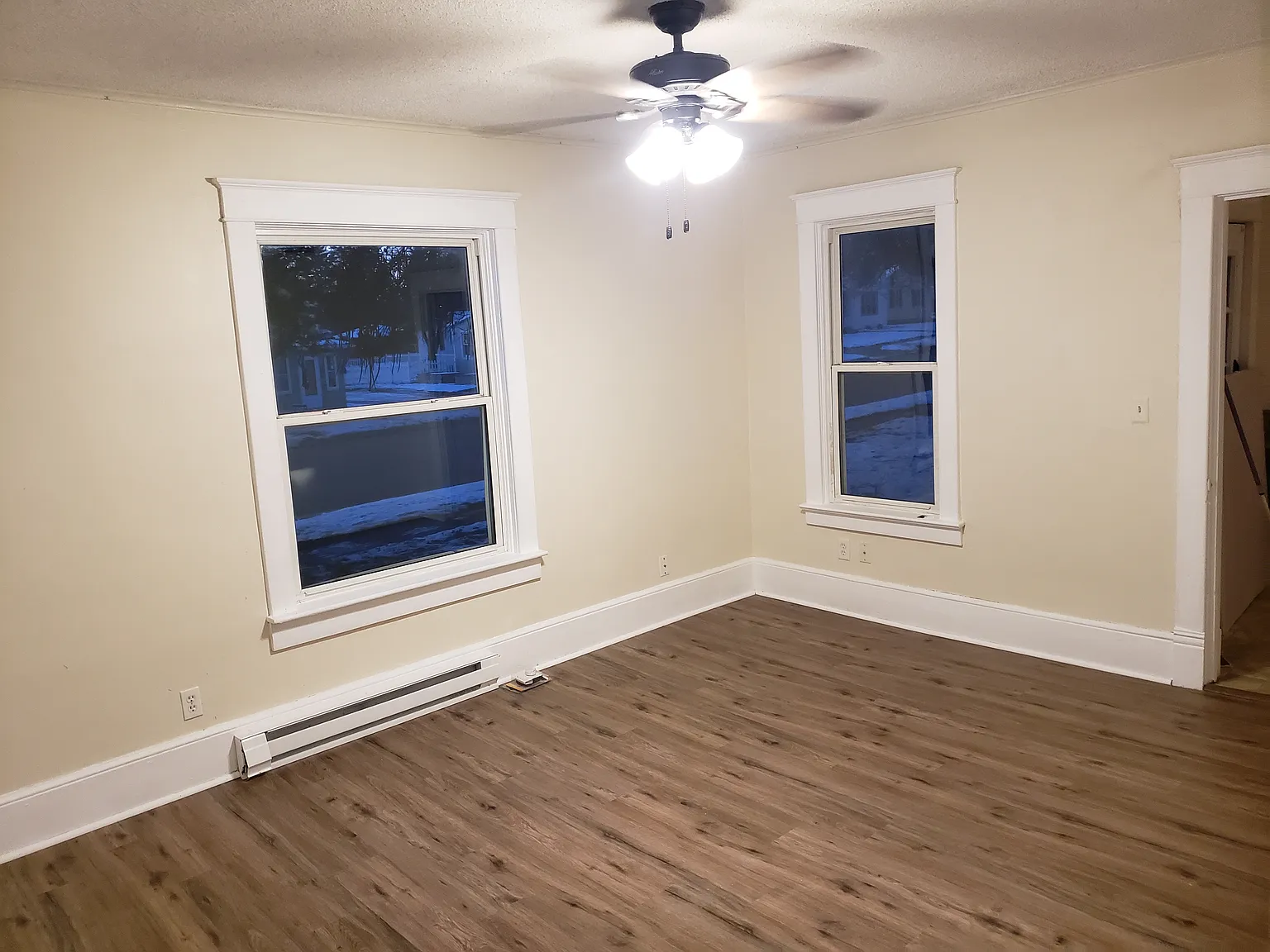 1 bed, 800 sqft, $1,000 — Photo 3