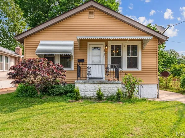 3707 Risch Ave, Saint Louis, MO 63125