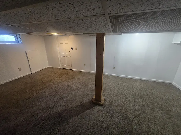 2205 Larchwood St NE — Photo 13
