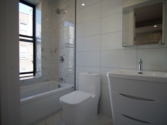 4th image of 245 Sullivan Pl #4D