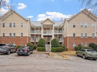524 Glenolden Ct, Cary, NC 27513
