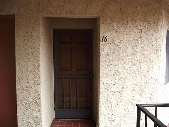 2nd image of 2849 East St
