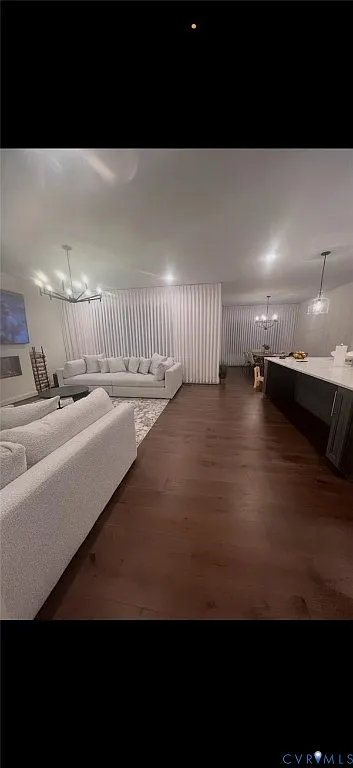 6 bed, 4.0 bath, 4324 sqft, $5,500 — Photo 3