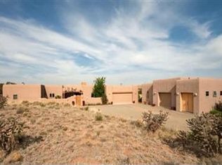 12 Tetilla Rd, Santa Fe, NM 87508