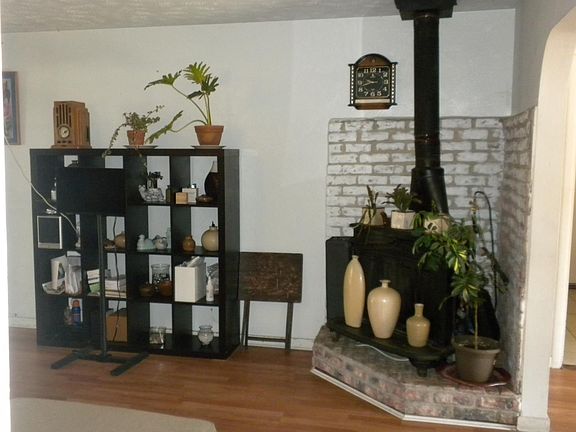 2nd image of 1016 Frienza Ave