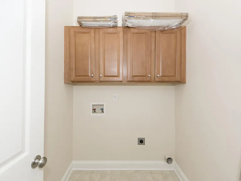 302 White Gables Dr — Photo 21