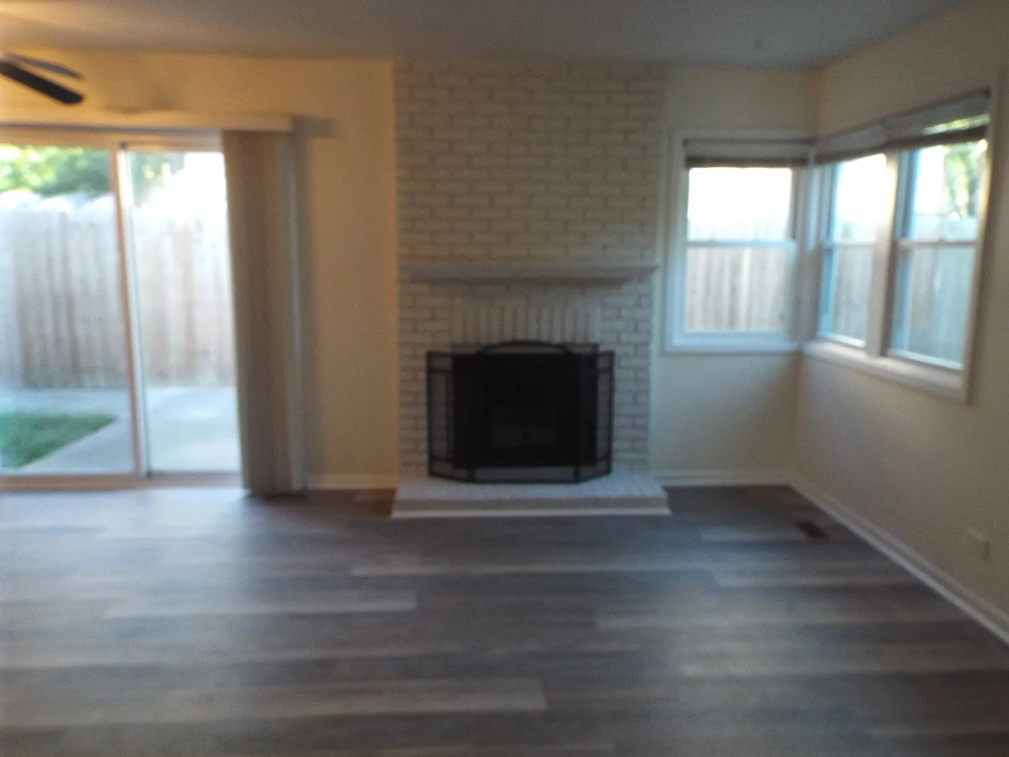 3 bed, 1225 sqft, $1,995 — Photo 4