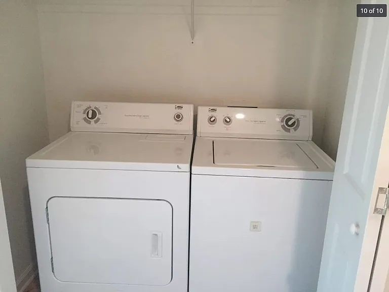 1524 Hudson St #1 — Photo 8