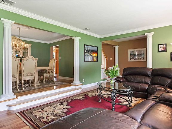 4th image of 43 Empress Pines Dr