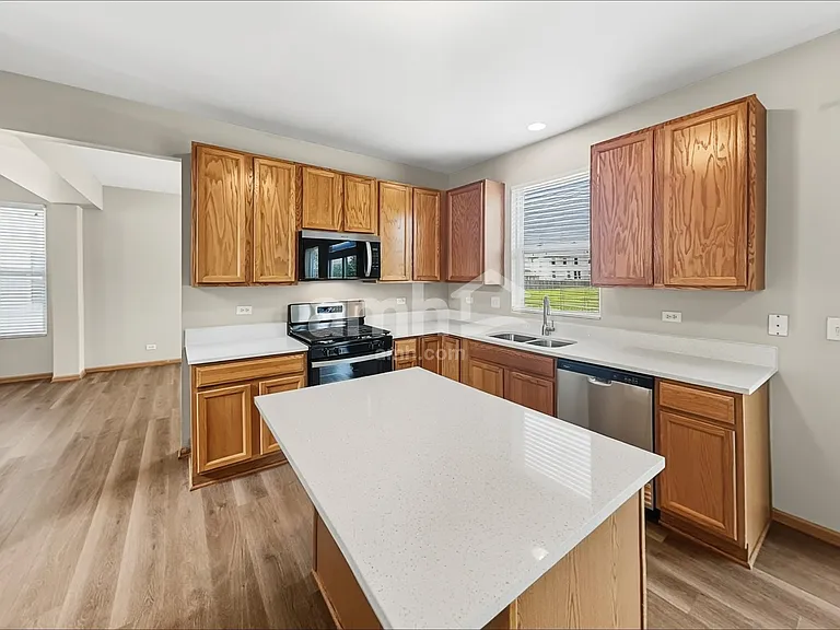 2771 Cranston Cir — Photo 4