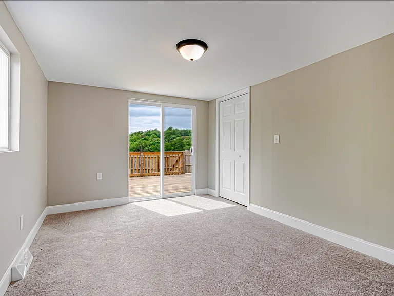 3924 Saltsburg Rd — Photo 15