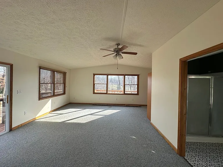 1321 Peaks St — Photo 41