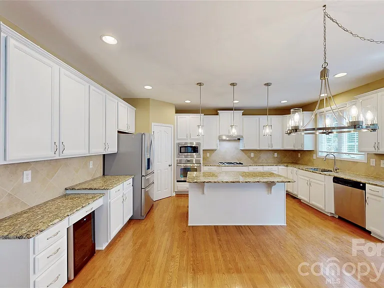 1505 Aringill Ln — Photo 8