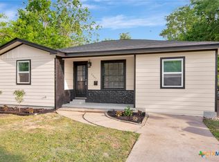 2005 Navidad St, Victoria, TX 77901