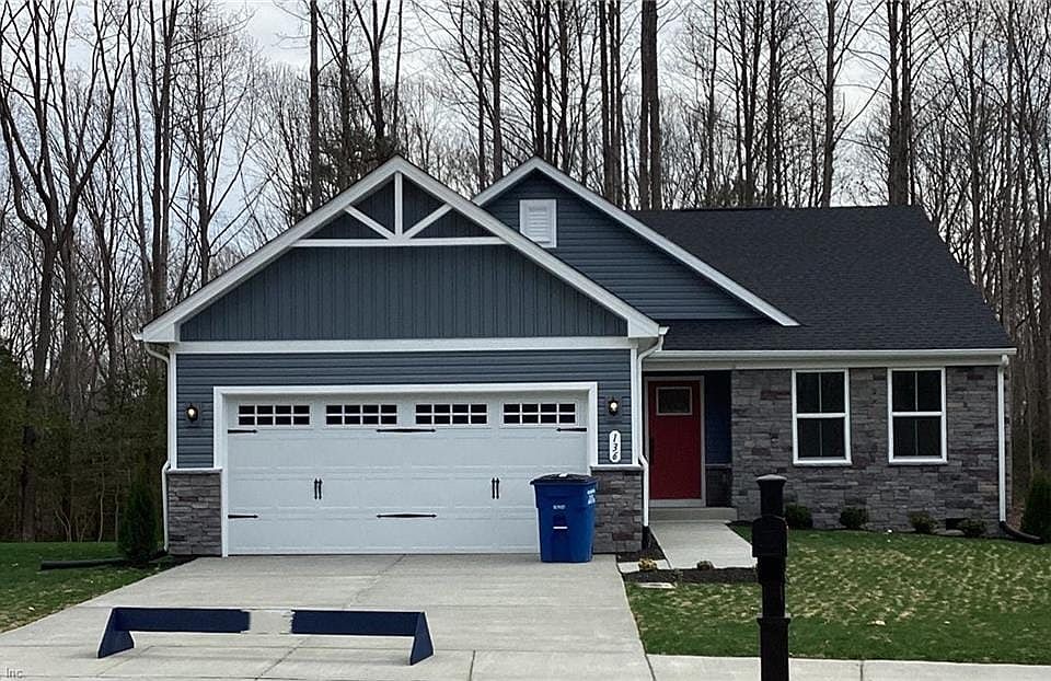 1st image of 136 Grace Hill Cir