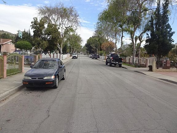 5th image of 2375 Belinda Ave