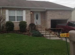 53 Village Rd, Lewisburg, WV 24901