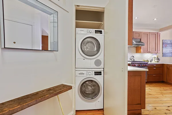 Sold by Avenue Sotheby's International Realty | media 7