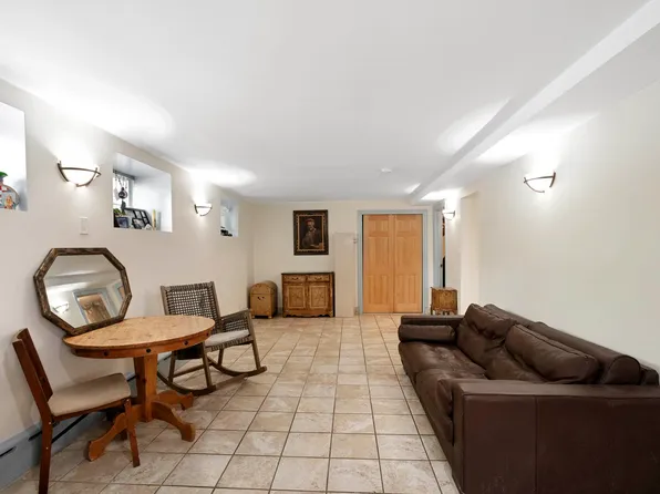 31-47 43rd Street image 12 of 17