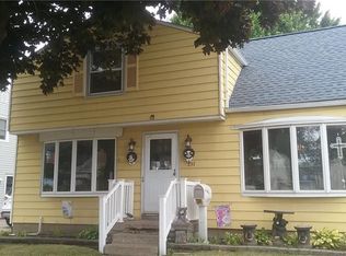 233 Cresthill Ave, Tonawanda, NY 14150