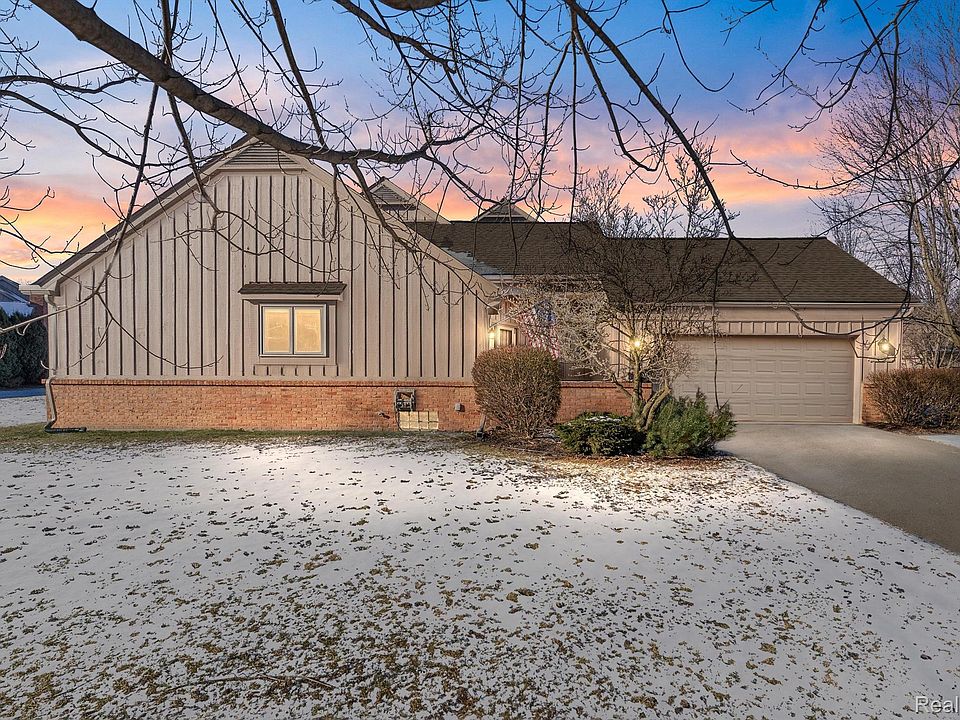 1st image of 37779 Siena Dr