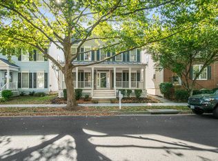 20425 Charter Oak Dr, Ashburn, VA 20147