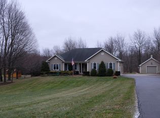 7424 Canal Rd, Lockport, NY 14094