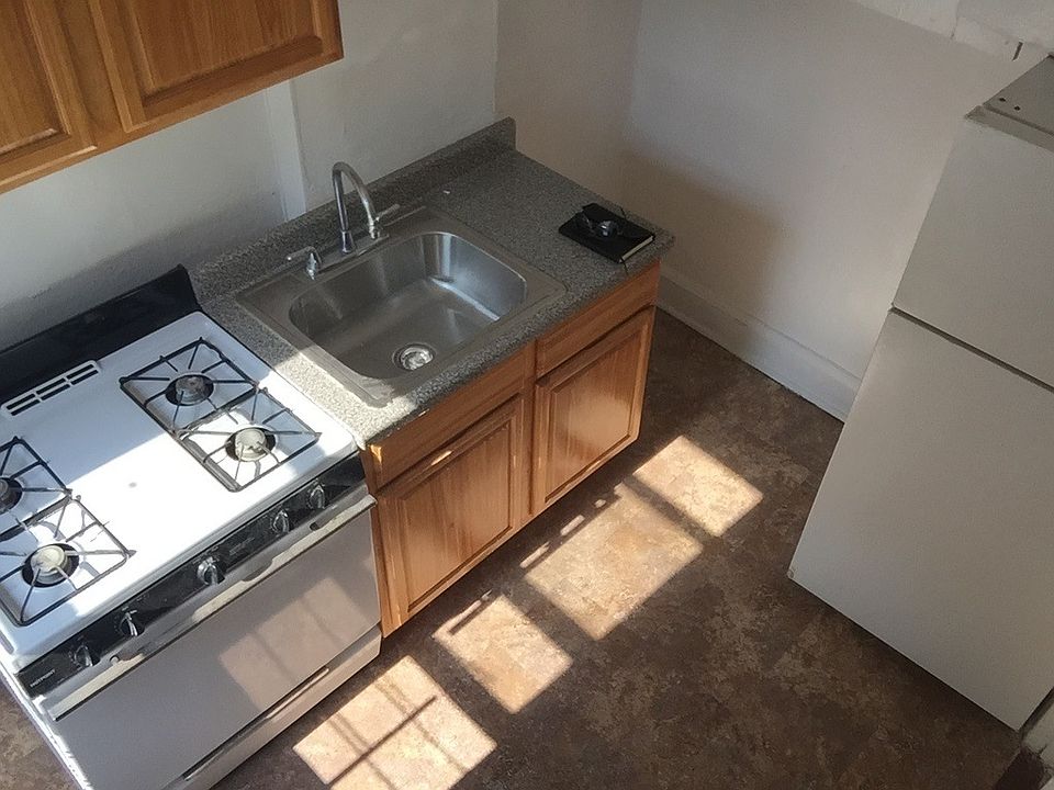1st image of 4750 45th St APT 3R