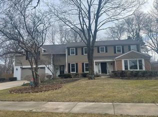 1179 Grandview Ln, Lake Forest, IL 60045