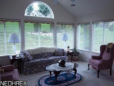 2nd image of 542 Crossings Cir