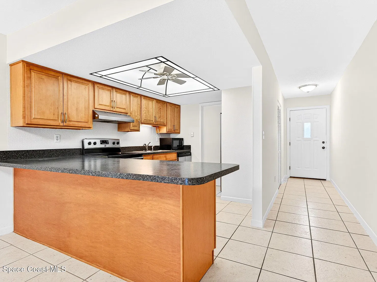 1 bed, 1.0 bath, 939 sqft, $1,550 — Photo 4