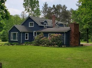 249 W Buell Rd E, Oakland, MI 48363