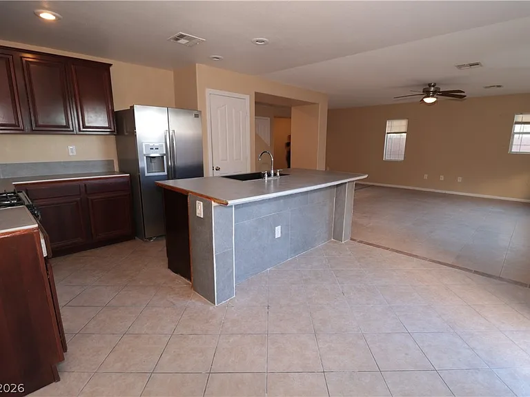 5940 Feral Garden St — Photo 7
