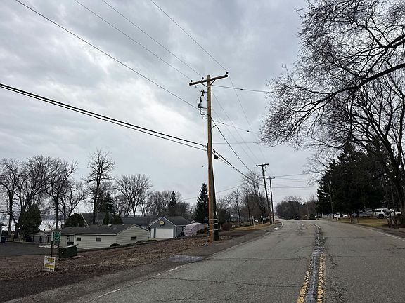 4th image of 25401 W Loomis Rd