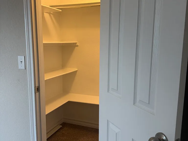 5908 Lehman Way — Photo 11