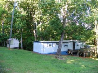 760 Shoreline Rd, New London, NC 28127